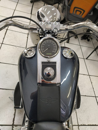 Harley Davidson Softail Fat Boy Preta 2015 - Target Race