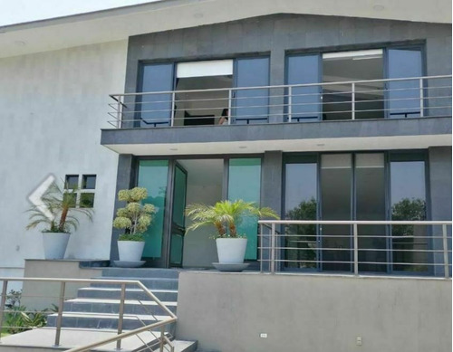Imagen 2 de 23 de Venta De Dos Casas Con Loft Independiente En Blvd De La Luz