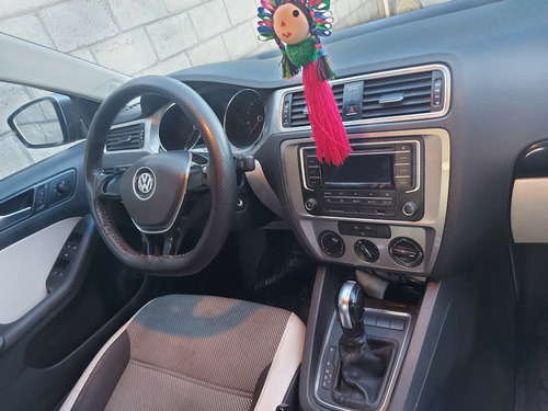 Volkswagen Jetta 2.0 Tiptronic At