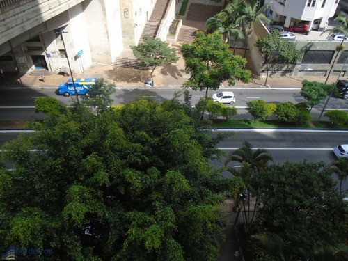 Imagem 15 de 15 de Ampla Quitinete Ao Lado Do Metrô E Terminal De Ônibus, Shopping Light Av Nove De Julho- Bela Vista. - Md1004