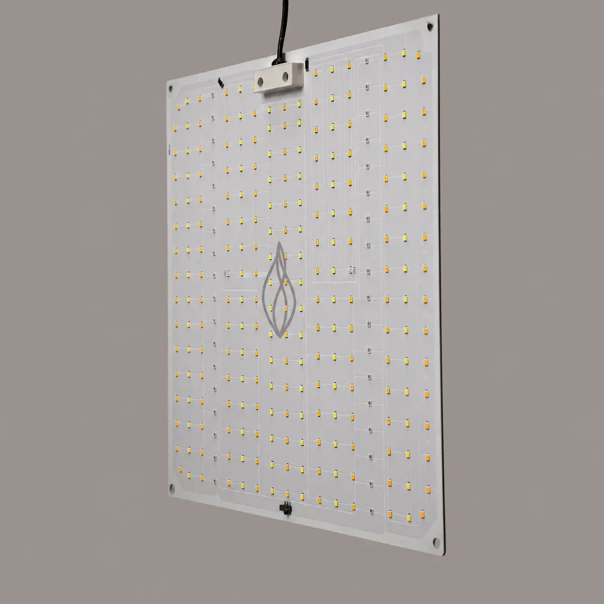 Quantum Board Samsung Led Lm281b+ Ir Uv Grow 30.000 Lumens Luz Branco