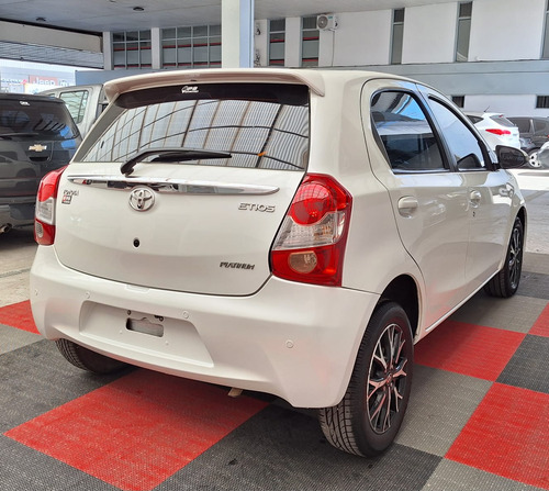 Toyota Etios 1.5 Platinum At