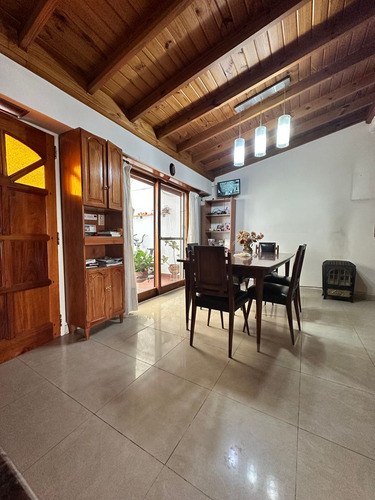 Venta - Linda Casa Multifamiliar - Lista Para Mudarte - Ideal 2 Familias - Villa Madero