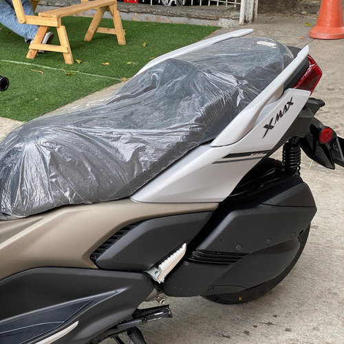 Yamaha Xmax 300