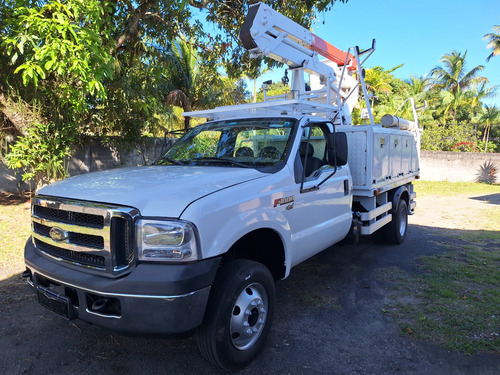 Ford F4000 4x4 Ano 2015 Cesto Aéreo R$ 210.000,00