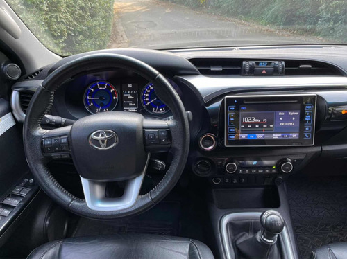 Toyota Hilux 2.8 Cd Srx 177cv 4x4 2016