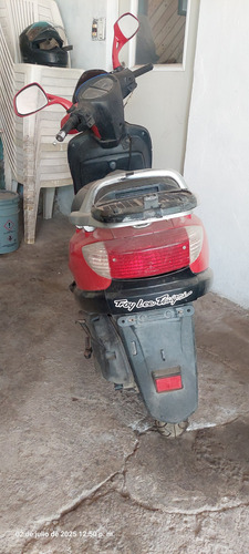 Motoneta Susuki An 125 Descompuesta Del Motor