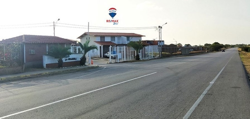 Re/max 2mil Vende Casa En La Guardia, Municipio Díaz. Isla De Margarita, Estado Nueva Esparta 