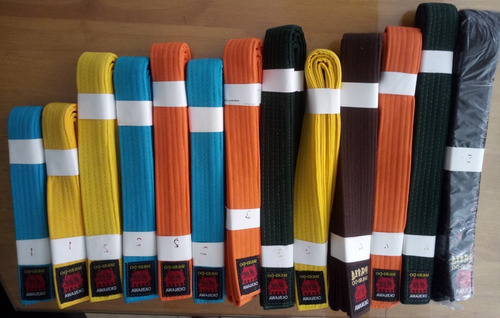 Imagen 2 de 2 de Cintas Cinturon De Grado Artes Marciales Nuevas