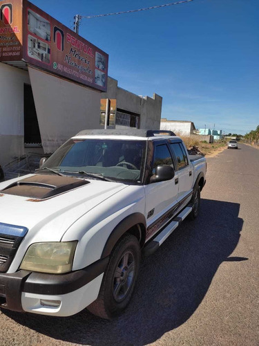 Chevrolet S10 2011 2.4 Rodeio Cab. Dupla 4x2 Flexpower 4p