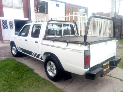 Imagen 5 de 13 de Nissan Frontier 4x2, Doble Cabina