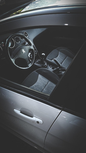 Peugeot 408 1.6 Active 115cv