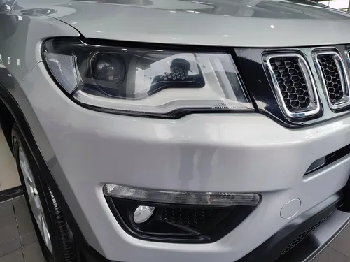 Jeep Compass SPORT 2.4 MECANICA 4X2 GASOLINA