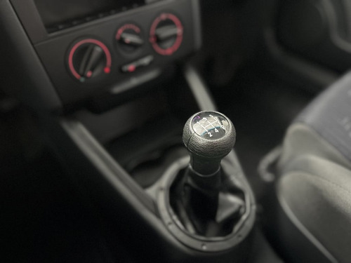 Volkswagen Parati 1.0 MI 16V TURBO GASOLINA 4P MANUAL G.III