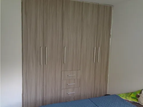 En Manzanares Oeste,se Vende