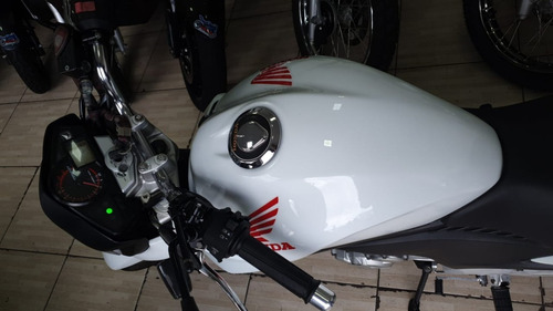 Imagem 6 de 9 de Cb 300 R 2014 Cartao,financio E Troco