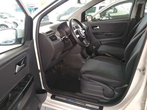 Imagem 5 de 14 de Volkswagen Fox 1.6 Mi Bluemotion 8v Flex 4p Manual 2012/2013