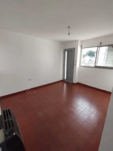 Alquiler Departamento Un Dormitorio. Barrio San Fernando