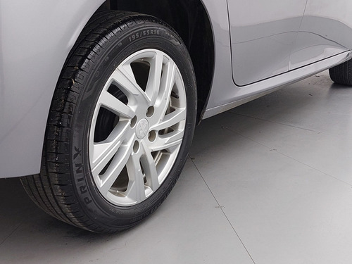 Peugeot 208 1.6 16V FLEX ACTIVE AT6