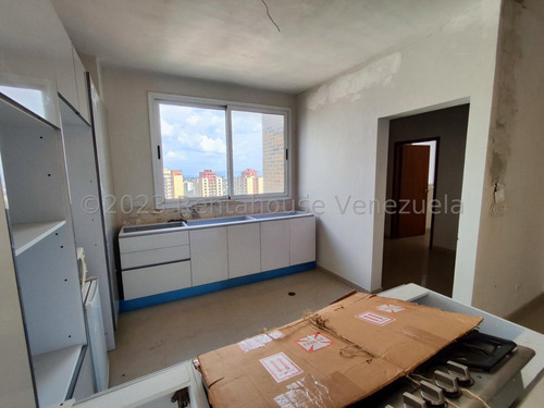 José Trivero Vende Espectacular Apartamento Ubicado En El Triangulo Del Este Barquisimeto