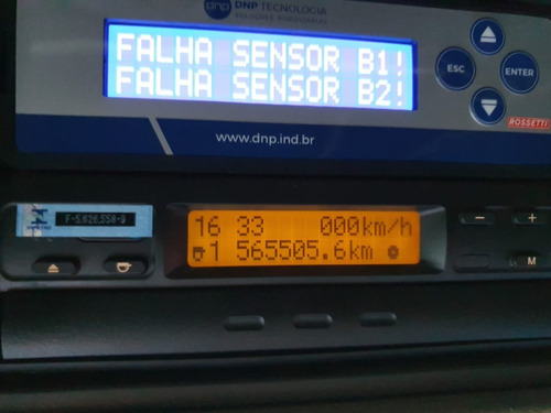 Imagem 4 de 15 de Volvo Fh 500 6x4 Teto Alto Top De Linha Ano 2013 Traçado