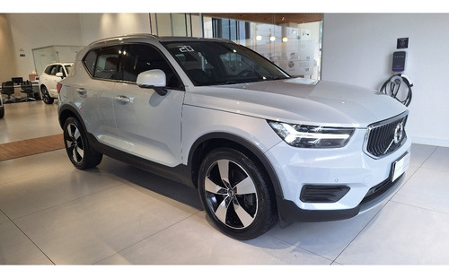 Volvo XC40 2.0 T5 GASOLINA MOMENTUM AWD GEARTRONIC