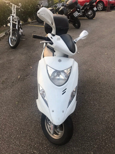 Suzuki Burgman 125i Branca