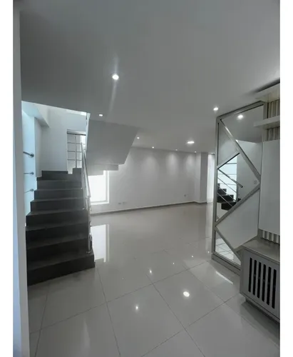 Vendo Casa En Los Alpes