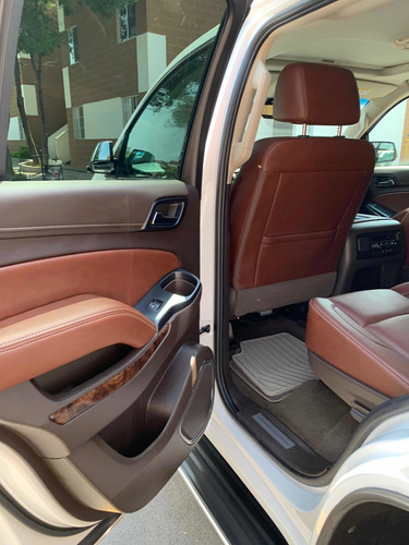 Imagen 8 de 11 de Chevrolet Tahoe 2019 5.4 Premier Piel 4x4 At