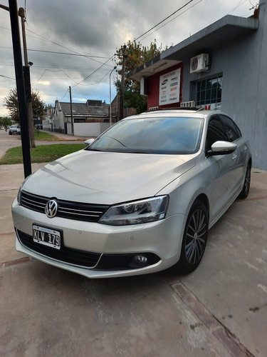 Volkswagen Vento 2.0 Sportline Tsi 200cv Dsg 2011