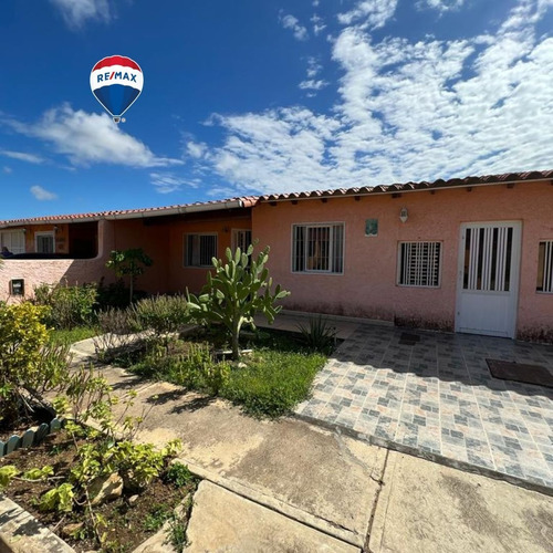 Re/max 2mil Venda Casa En La Urbanización Doral Margarita, Municipio García. Isla De Margarita, Estado Nueva Esparta 