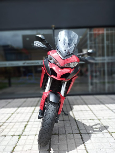 Ducati Multistrada Roja