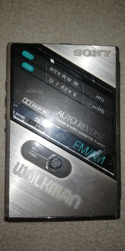 Walkman Vintage Sony Con Faltante Caja De Pilas Para Repuest