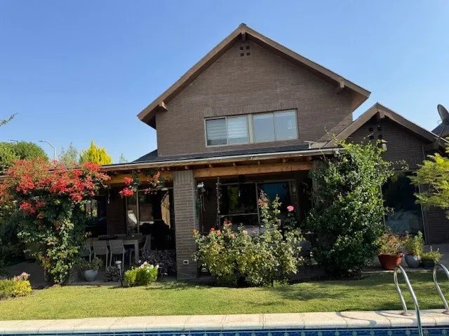 Imagen 2 de 26 de En Condominio-se Vende Linda Casa En San Carlos De Apoq.
