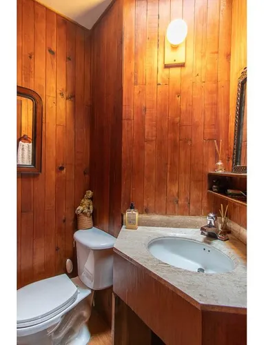 Casa En Arriendo En Provenza. Cod A1402