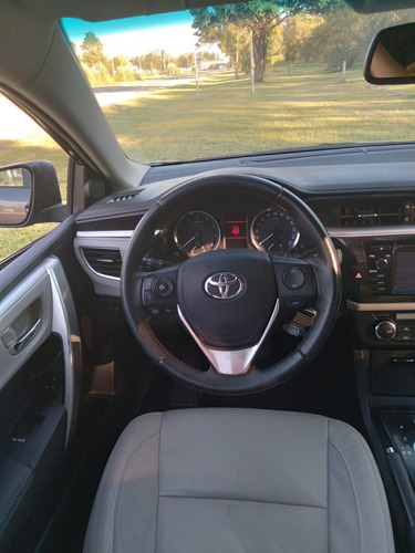 Toyota Corolla Xei Pack 1.8n Cvt Cuero 2015