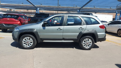 Imagen 4 de 17 de Fiat Palio Weekend 1.6 Adventure 16v 2016