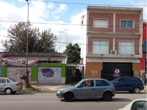 Galpon Con Vivienda En Venta En Villa Luzuriaga