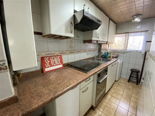 Imagen 4 de 12 de Depto En Venta De 3 Dorm. 1 Baño, Metro Las Rejas