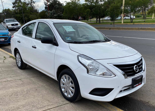 Imagen 15 de 15 de Nissan Versa 2019 1.6 Drive Mt