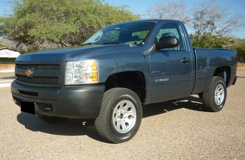 Chevrolet Silverado Ls 4x2 2009 5.3 Automatica Camioneta