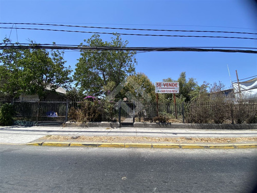 Casa En Venta De 4 Dorm. En Maipú