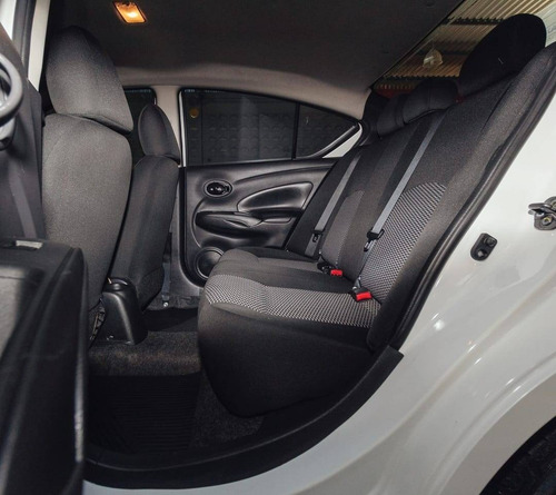 Imagem 9 de 10 de Nissan Versa 1.6 16v Flex V-drive Special Edition Xtronic