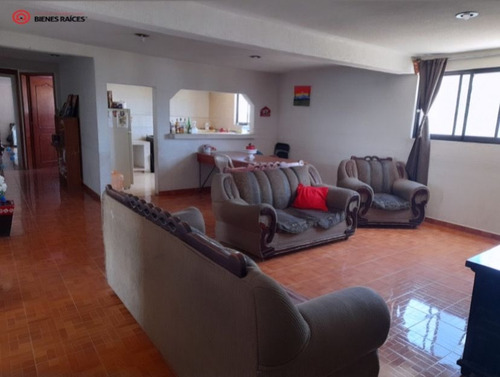 Venta De Local Comercial Con Departamento En Actopan