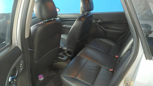 Imagen 12 de 18 de Ford Focus 2007 Ghia 1.8 Tdci