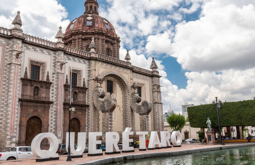 Macrolote Habitacional De 3,602 M2 En Venta, Jurica, Querétaro.