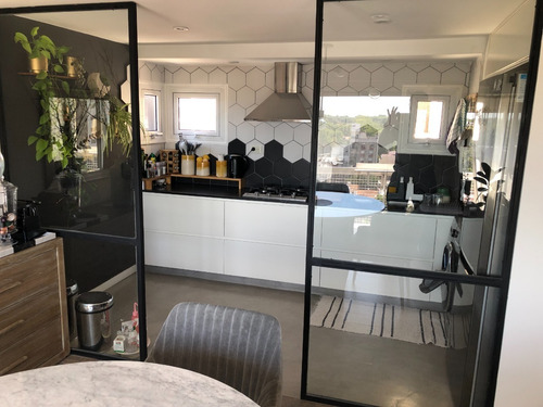 Departamento De 3 Ambs En Duplex , En Excelente Estado, Piso 10