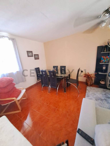 Apto Duplex 2 Dorm,patio,parrillero,cochera-complejo Hab-progreso