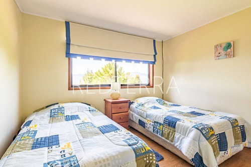 Imagen 22 de 30 de Hermosa Casa Con Vista Al Lago Y Al Volcán