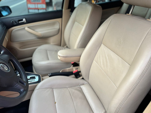 Volkswagen Bora 2.0 Total Flex 4p Automática